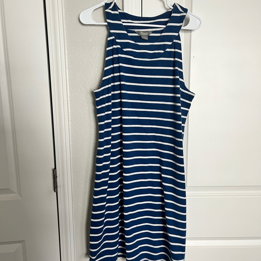 🔴 CLEARANCE buy 2 for $12 
Natural Reflections Blue and White Striped Midi Dress